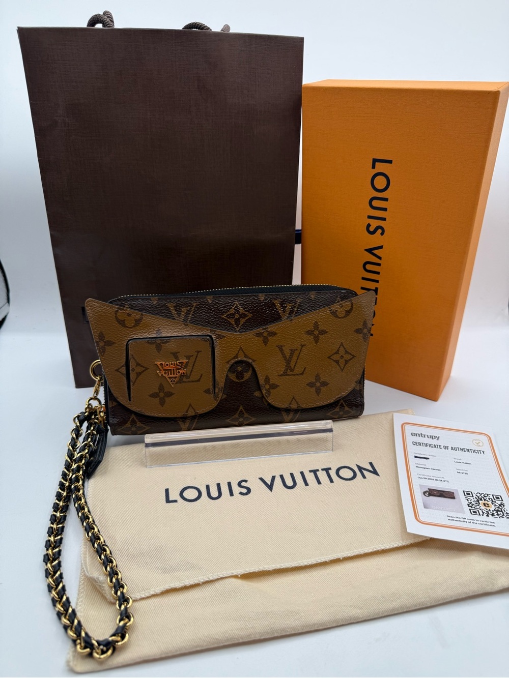 Louis Vuitton monogram reverse shady sunglasses wristlet full inclusion/COA